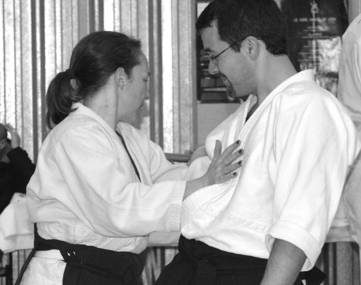 Cours d'aïkido traditionnel au 6b - séance d'initiation gratuite